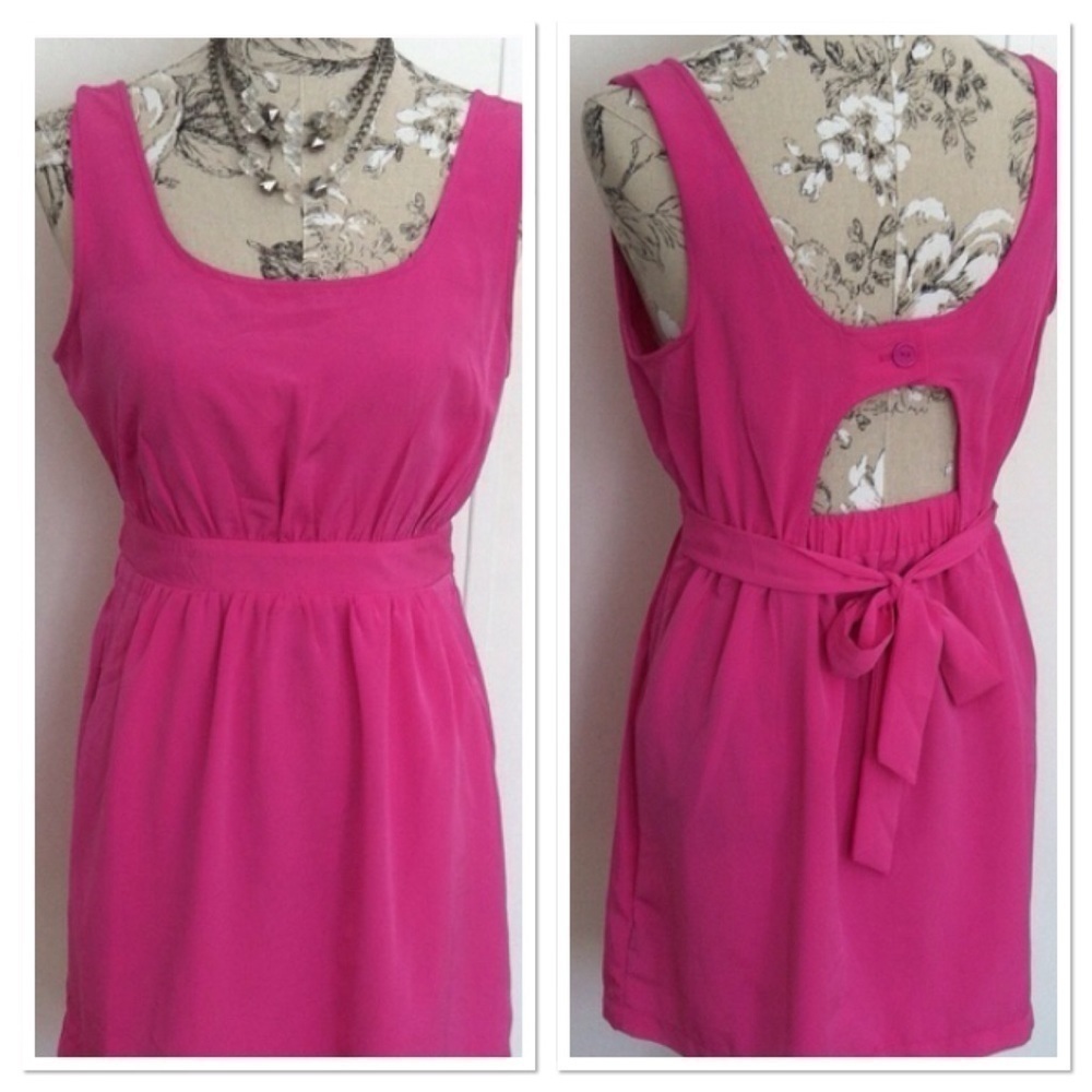 FOREVER 21 pink open back dress M